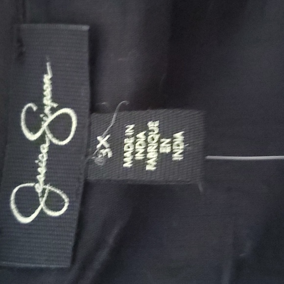 Jessica Simpson Women's Black Lined Sheer Pintucked Tie Flutter Sleeve Top - Picture 4 of 7